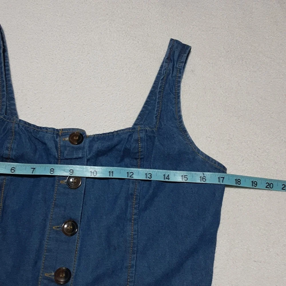 Sincerely Jules 100 % Cotton Women's Blue Denim Jumsuit Size L. Missing Belt.